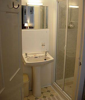 Adria House Hotel Единбург Екстериор снимка